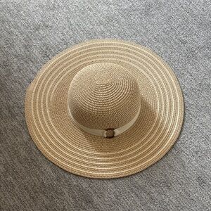 INC Women’s flexible Wide Brim Straw Sun Hat with Ribbon